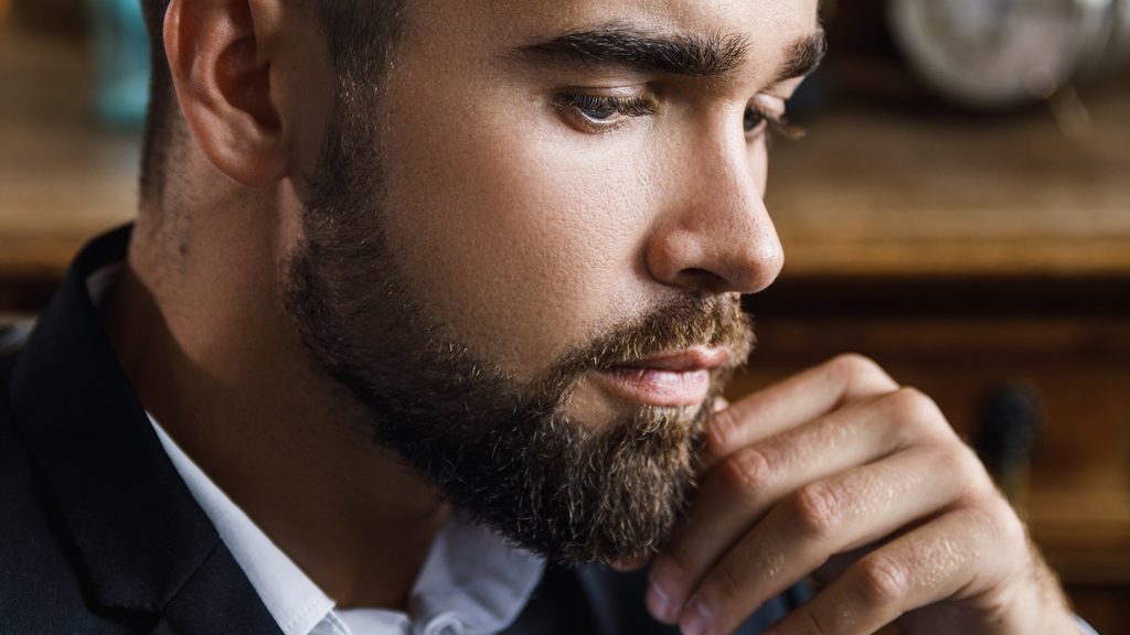 Keeping a Beard Neat Without Losing Volume