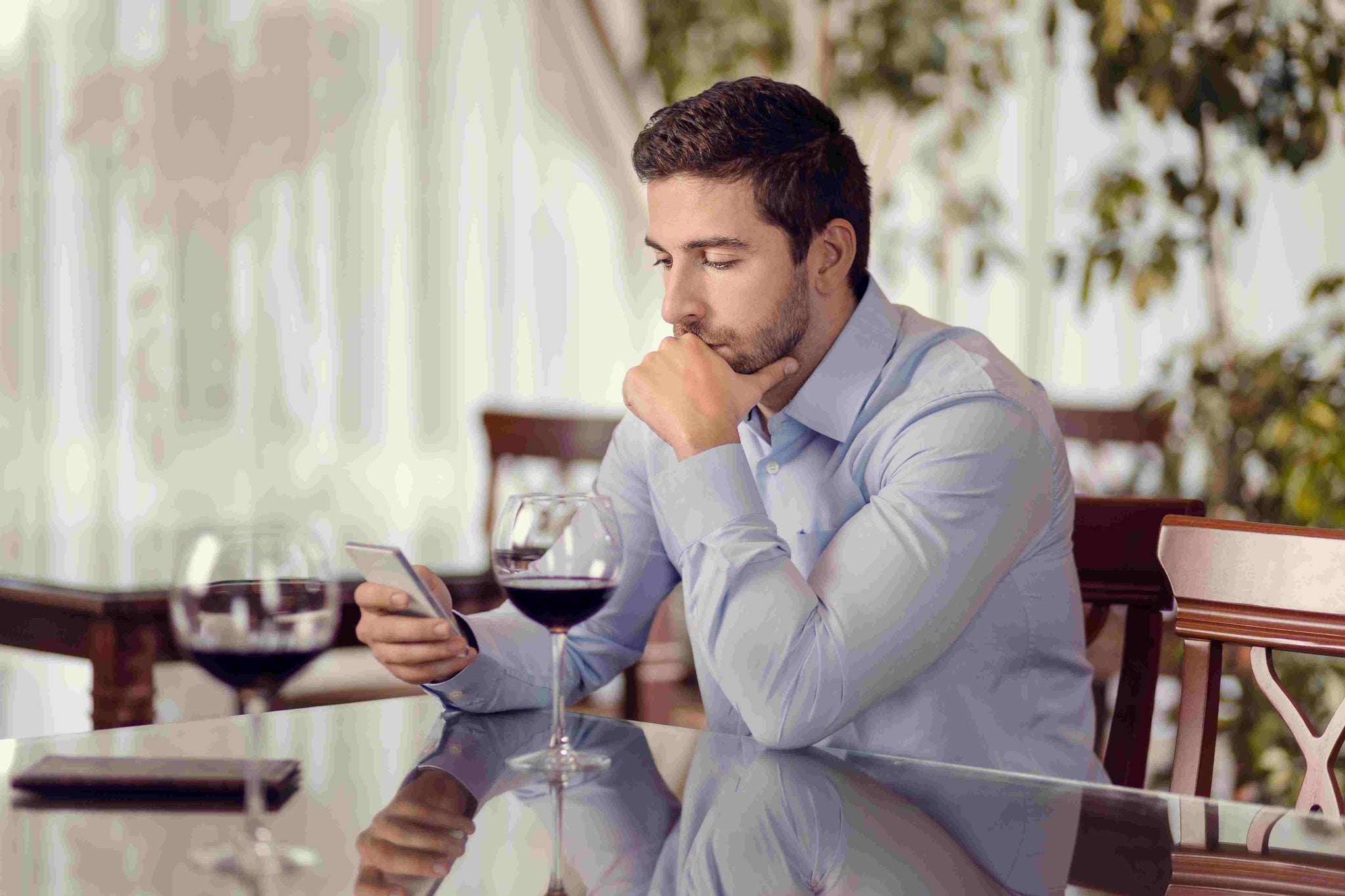 How to Dress for a First Date: Men’s Fashion Tips