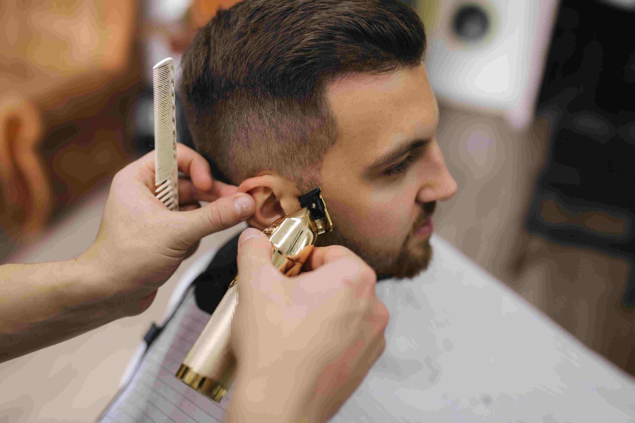 The Impact of Regular Haircuts on Men's Hair Health