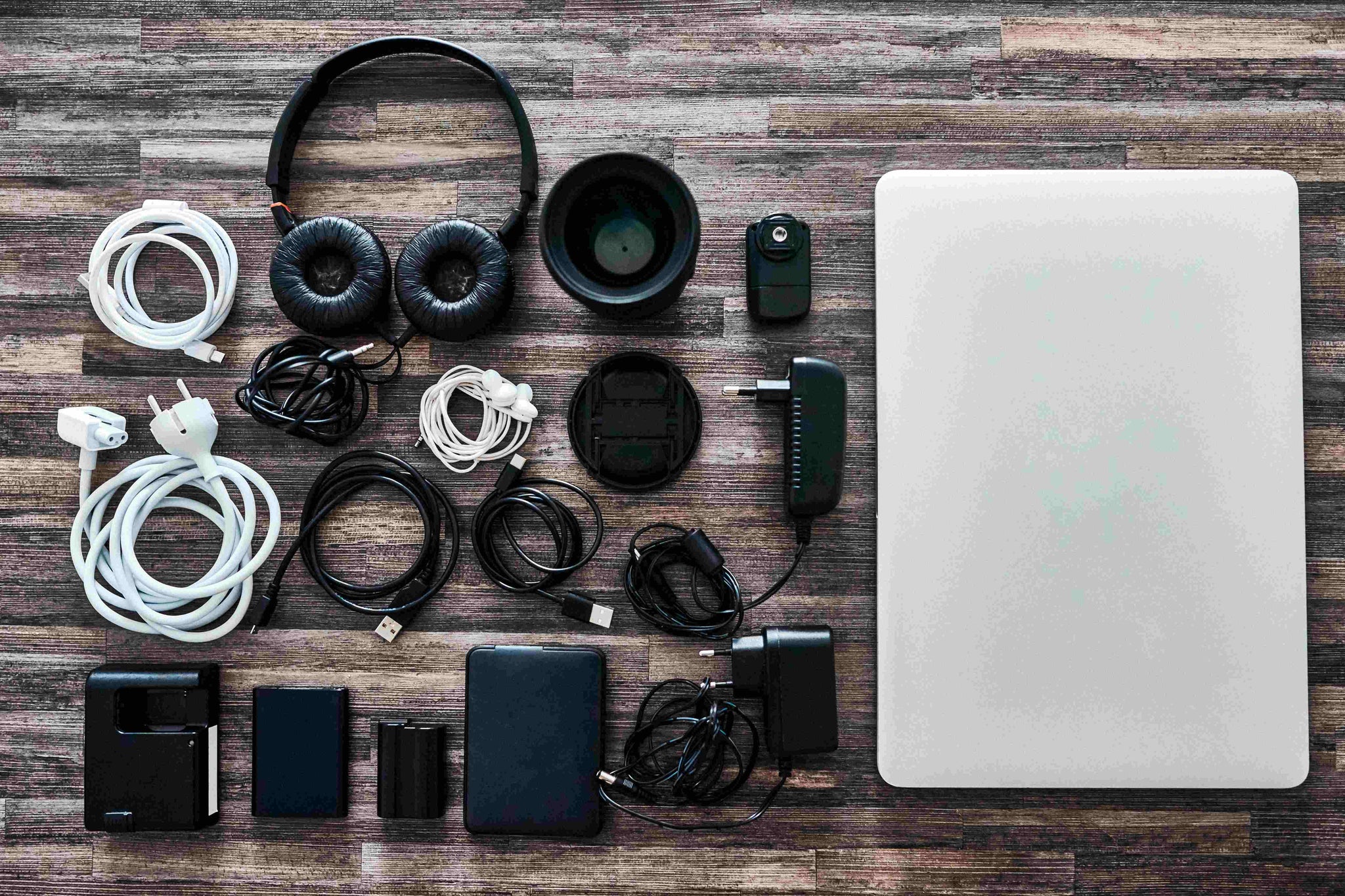 Gadget Gifts Your Tech-Savvy Dad Will Love