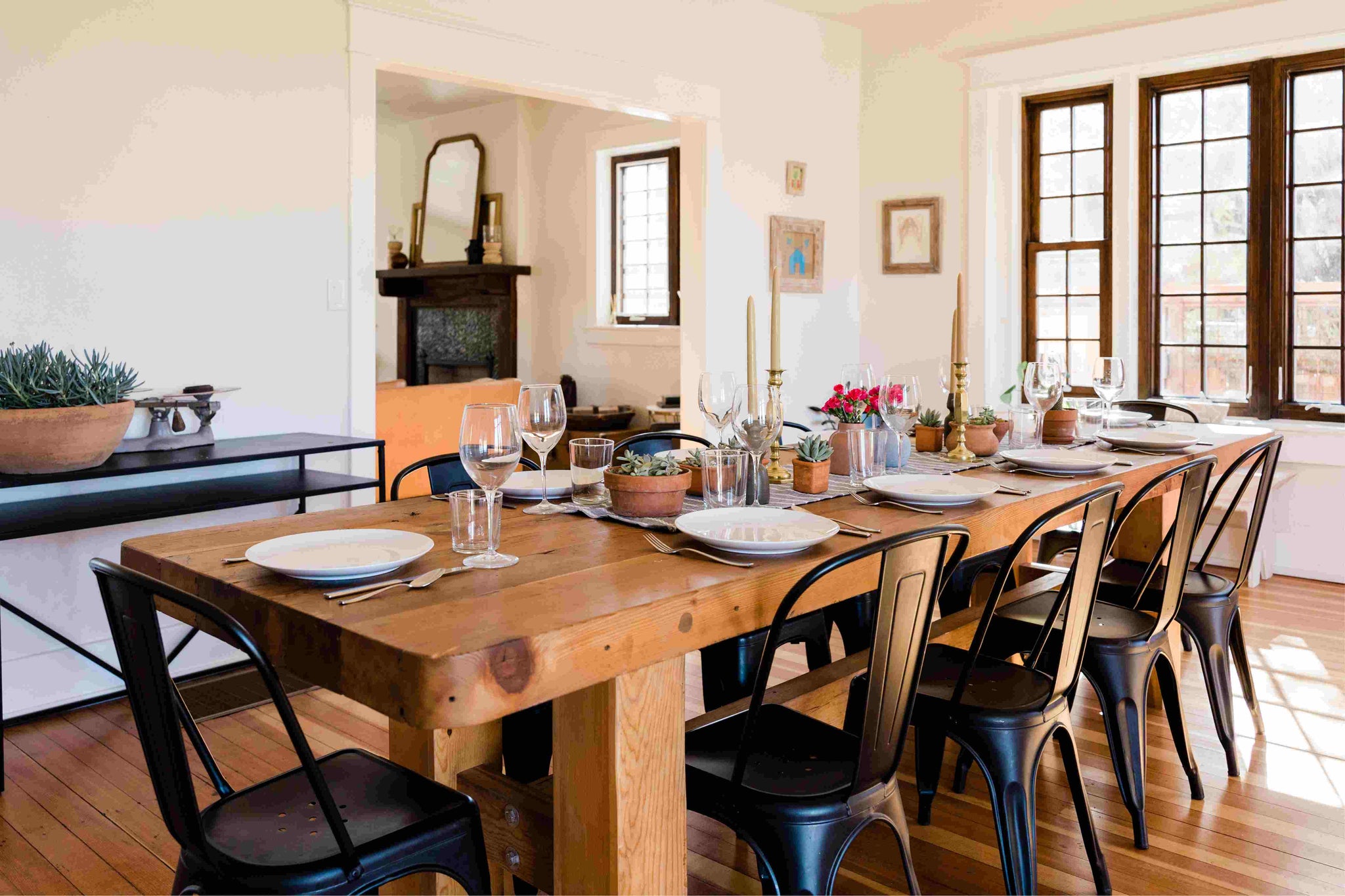 Men's Dining Room Delight: Shared Meals and Family Gatherings