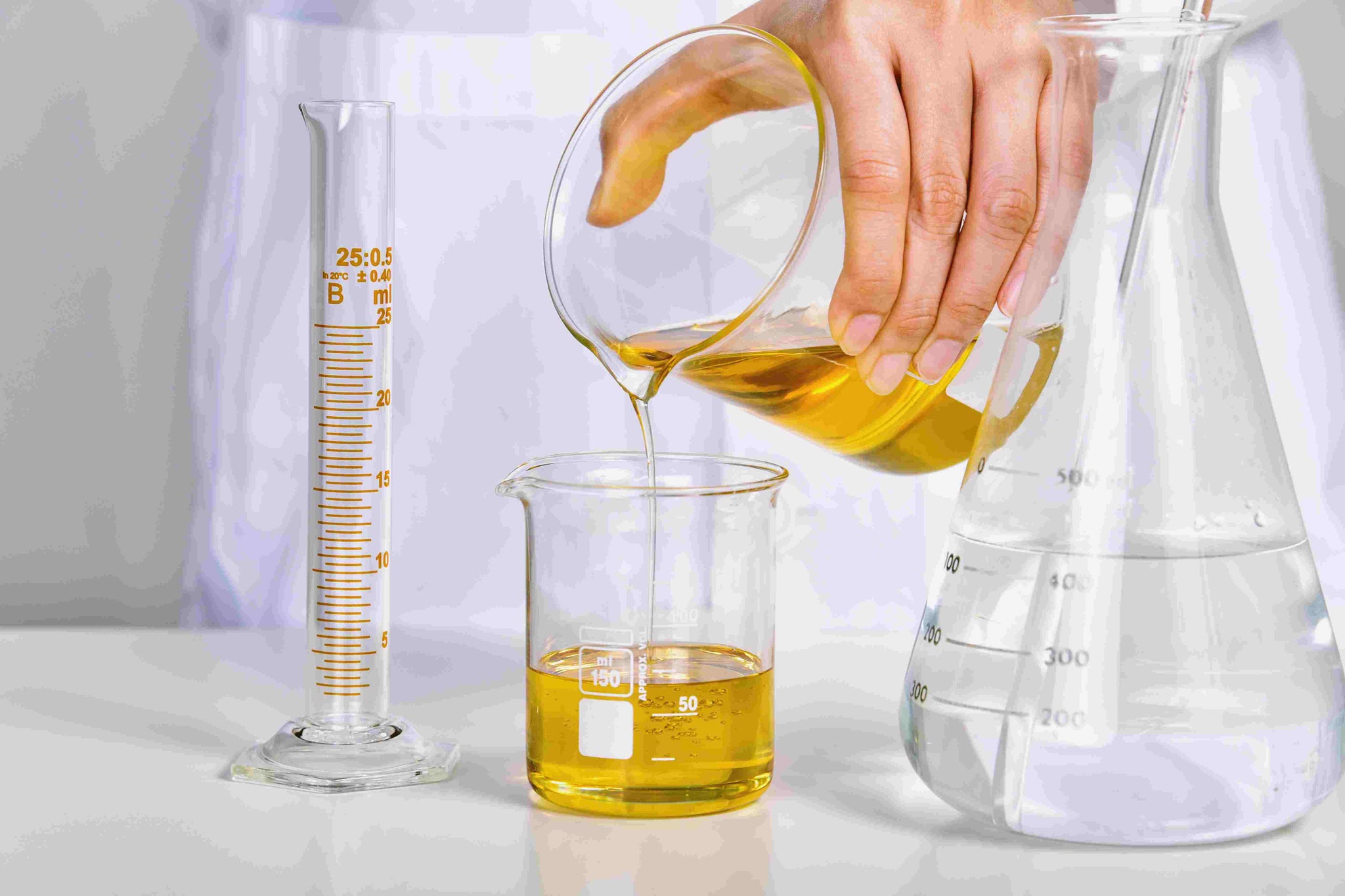 Men's Science Experiments: Conducting Fascinating Experiments at Home