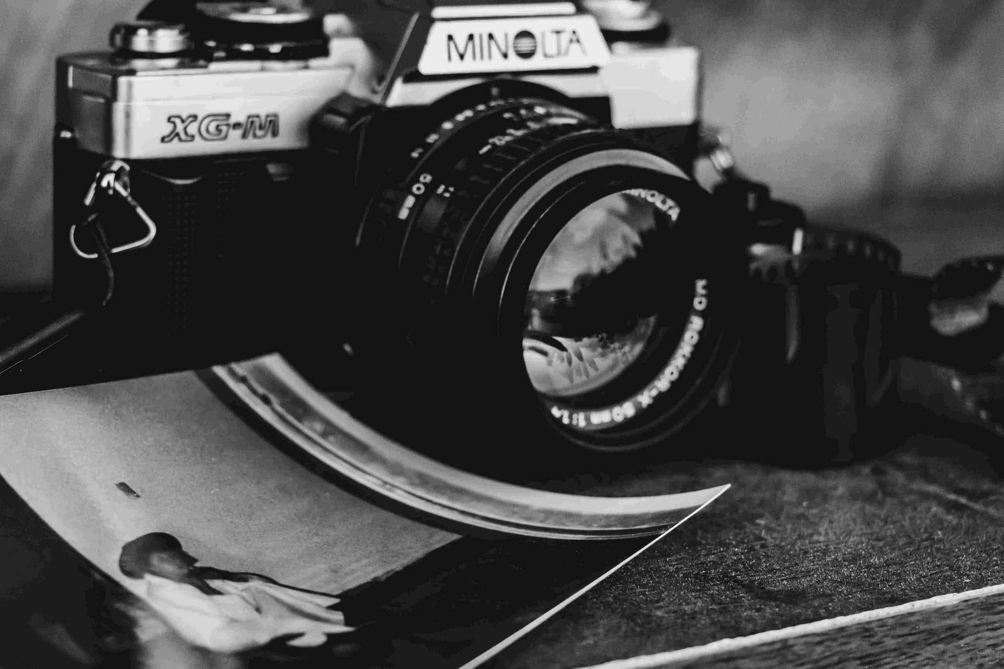 Photography for Men: Mastering the Art of Black-and-White Film Photography