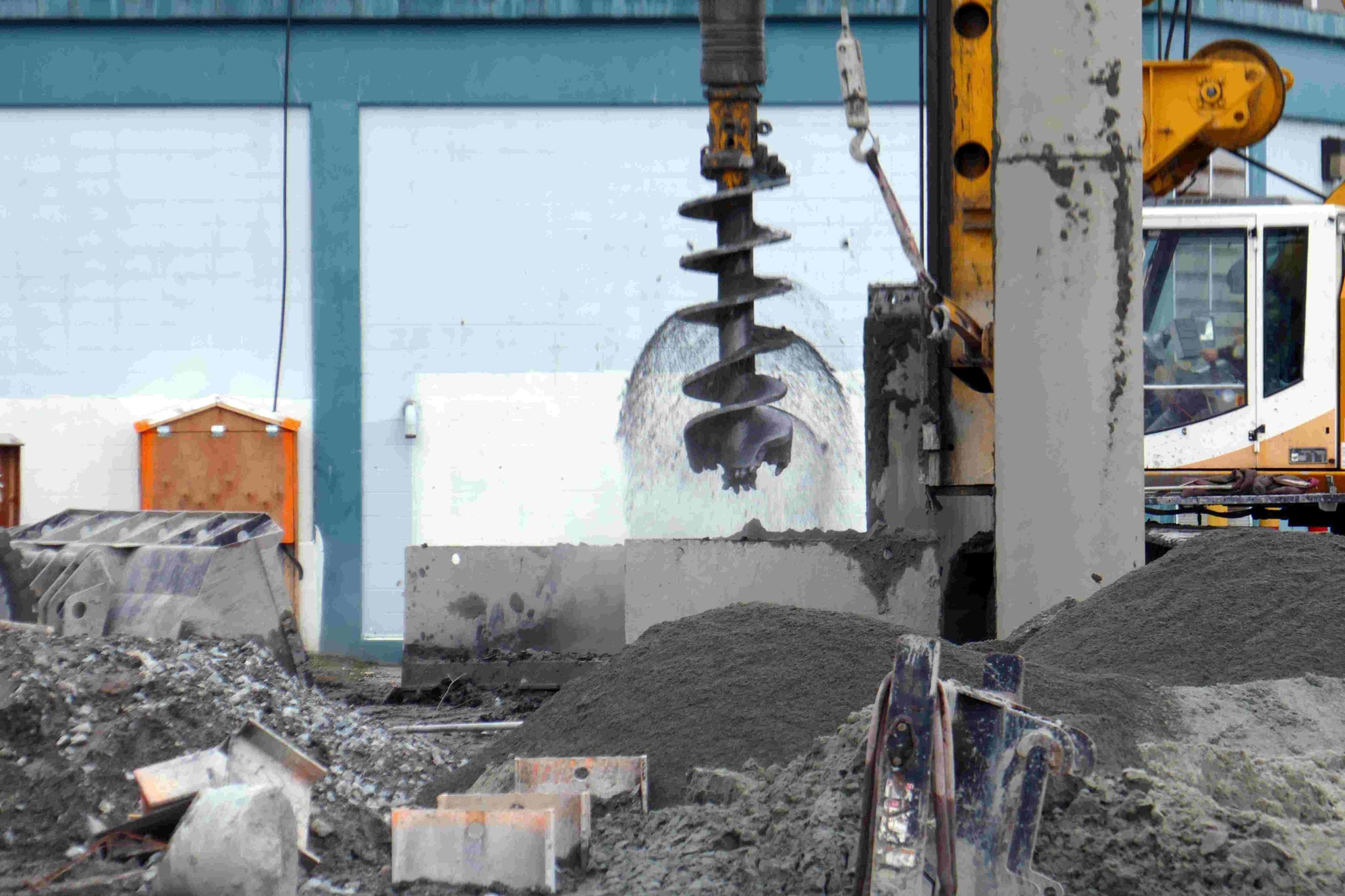 Ground Breakers: Men's Drilling Rigs