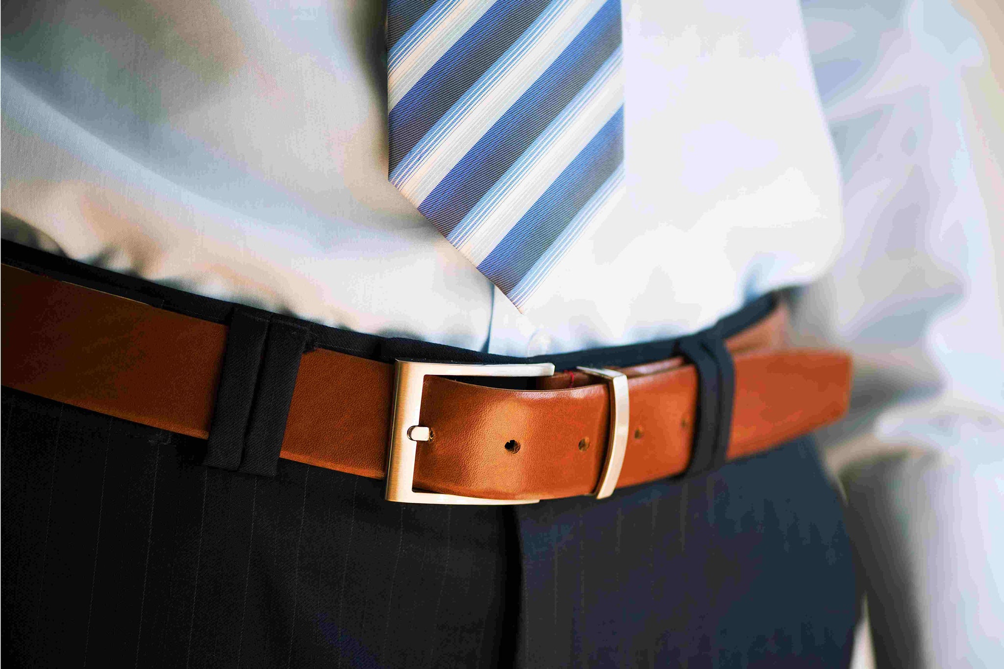 Men’s Guide to Accessorizing with Belts: Functionality Meets Fashion