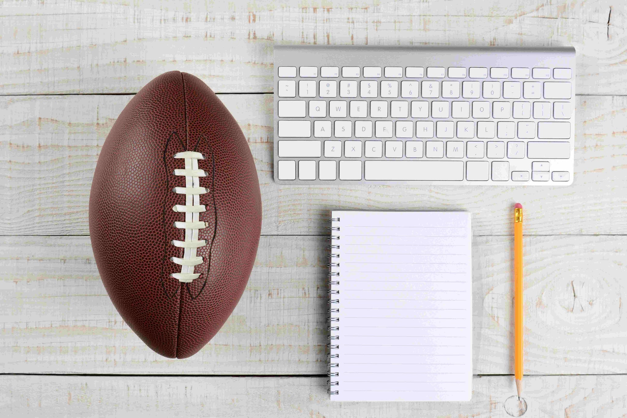 How to Start Your Own Men’s Fantasy Football League