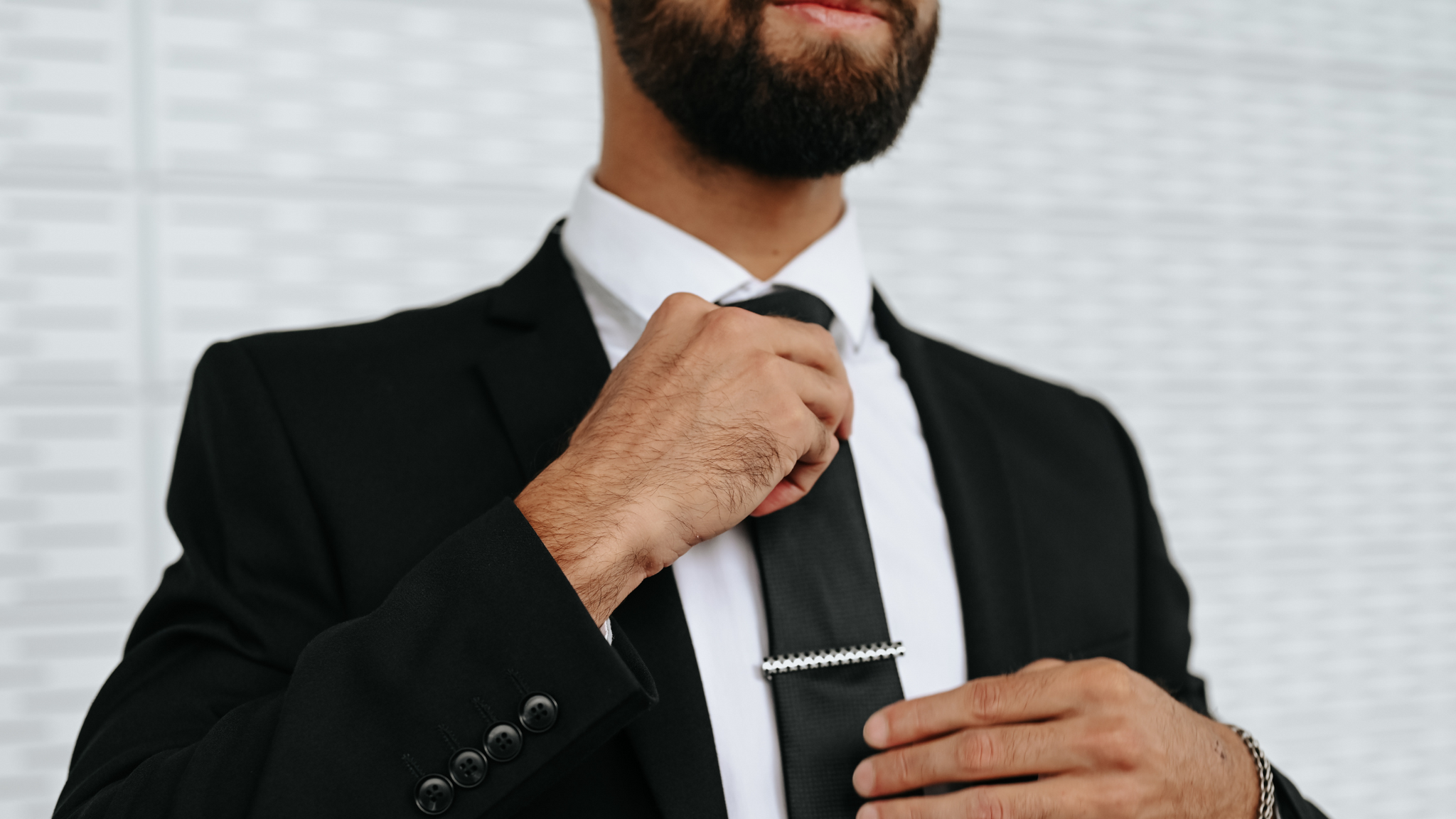 From Workouts to Workdays: The Modern Aussie Beard Routine