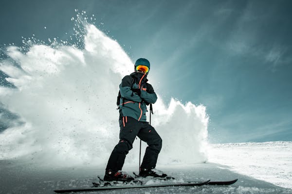 Men of the Snow: Carving Through Powder in Skiing